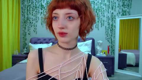 Snapshot of mistymarlow chatting on 01.09.26 Misty online show from 01.09.26