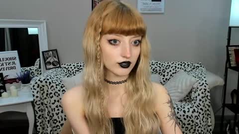 Misty online show from 04.21.26