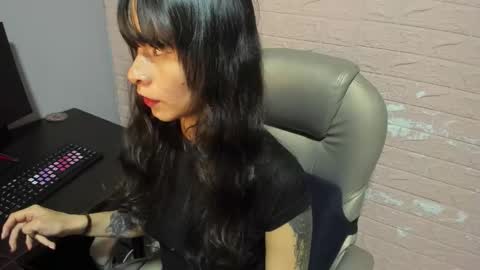 Emma  online show from 03.20.26