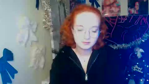 Aria online show from 12.21.25