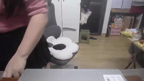 Misumiko96 online show from 12.23.25