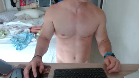 Snapshot of mitcheli chatting on 01.30.25 Onlyfans online show from 01.30.25