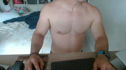 Snapshot of mitcheli chatting on 01.13.26 Onlyfans online show from 01.13.26