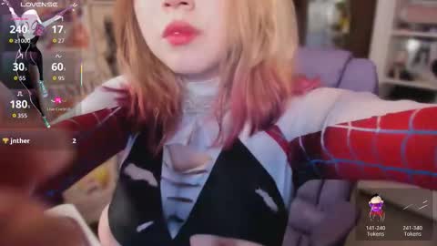 Snapshot of mitsu_dva chatting on 03.17.26 Emili online show from 03.17.26