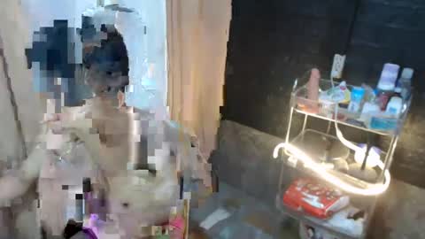 Snapshot of mitsubishixxx chatting on 03.09.25 Nardz online show from 03.09.25