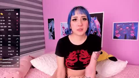 Snapshot of miwaviolet chatting on 02.09.25  Miwa Violet  online show from 02.09.25