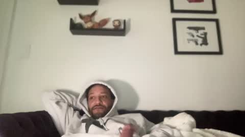 Snapshot of mixedmandingo313 chatting on 07.26.26 Devin Mandingo online show from 07.26.26