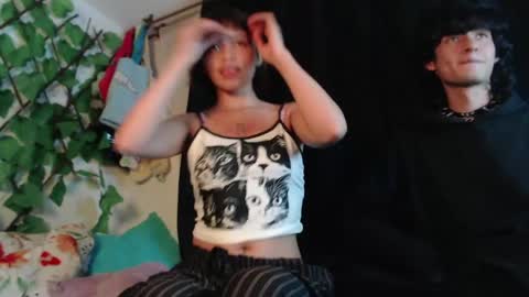 Naomi and Nekorii online show from 05.01.26