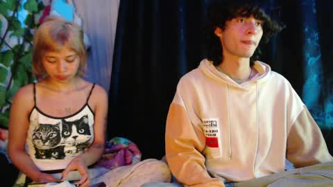 Naomi and Nekorii online show from 05.09.26