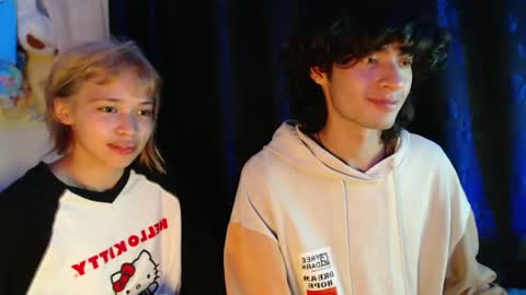Naomi and Nekorii online show from 05.11.26