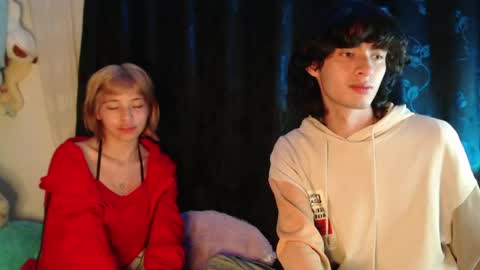 Naomi and Nekorii online show from 05.14.26