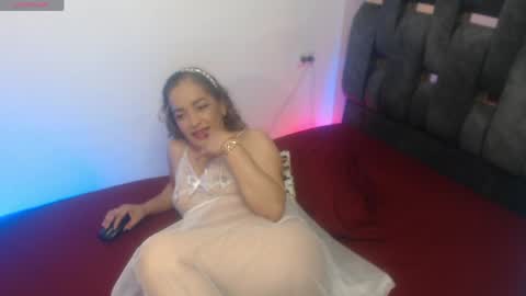 Charlotte online show from 04.25.26