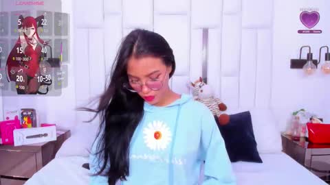 Snapshot of miyu_lu chatting on 11.09.25 Miyu online show from 11.09.25