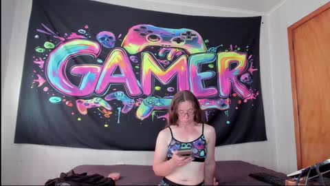 Snapshot of mizzkittay chatting on 01.15.25 MizzKittay online show from 01.15.25