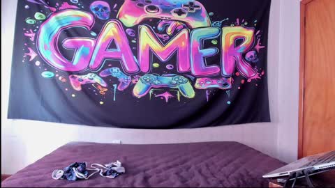 Snapshot of mizzkittay chatting on 01.16.25 MizzKittay online show from 01.16.25