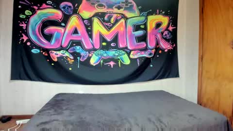 Snapshot of mizzkittay chatting on 01.21.25 MizzKittay online show from 01.21.25