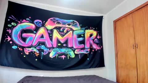 Snapshot of mizzkittay chatting on 01.22.25 MizzKittay online show from 01.22.25