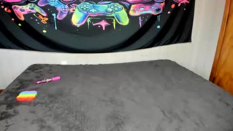 Snapshot of mizzkittay chatting on 01.22.25 MizzKittay online show from 01.22.25