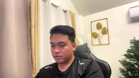 Snapshot of mj_xx7828 chatting on 12.18.25 Michole Jay online show from 12.18.25