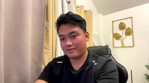 Snapshot of mj_xx7828 chatting on 12.20.25 Michole Jay online show from 12.20.25