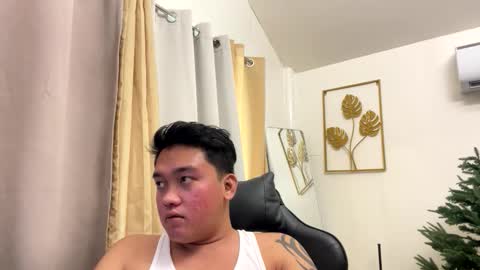 Snapshot of mj_xx7828 chatting on 12.21.25 Michole Jay online show from 12.21.25