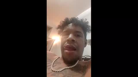 Snapshot of mjtqc chatting on 12.25.24 Come chat only chat.. I think online show from 12.25.24