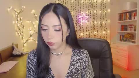 Snapshot of mkultra_aliice chatting on 12.15.24 Alice online show from 12.15.24