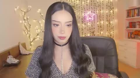 Snapshot of mkultra_aliice chatting on 01.25.25 Alice online show from 01.25.25