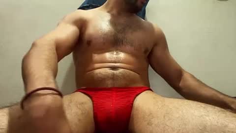 Snapshot of mlcloud chatting on 01.04.25 MLclouD online show from 01.04.25