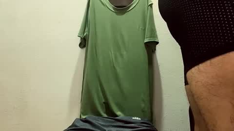 Snapshot of mlcloud chatting on 02.06.25 MLclouD online show from 02.06.25