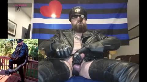 Snapshot of mmazsnake chatting on 07.31.26 SMOKINsnakeEYEZ online show from 07.31.26
