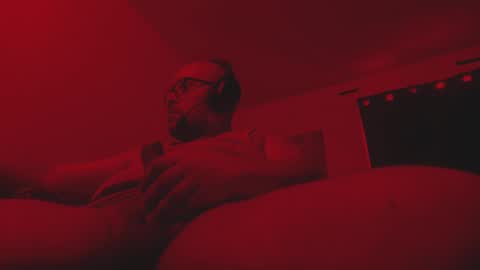 Snapshot of mmbaby86 chatting on 09.28.25 blazze online show from 09.28.25