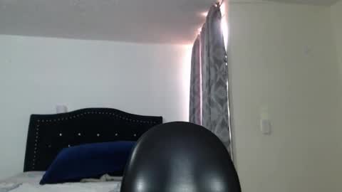 mmm_maryana1 online show from 04.22.26