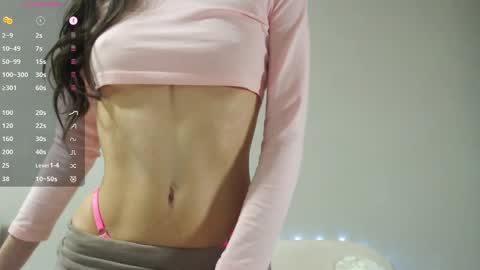 Snapshot of mmmeoww chatting on 03.08.25 Ariela online show from 03.08.25