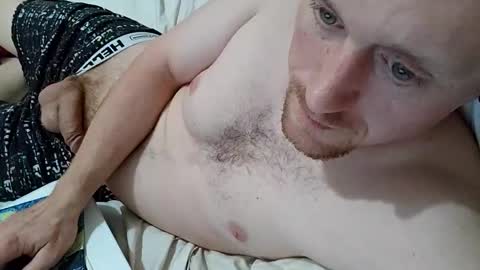 Snapshot of mmmgoodone chatting on 11.17.25 mmmgoodone online show from 11.17.25