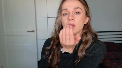 mmminnie online show from 01.13.26