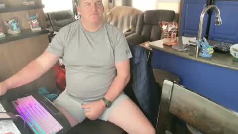 mmmthatsfunnn online show from 03.04.26