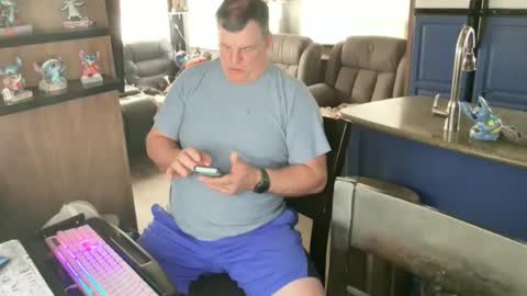 mmmthatsfunnn online show from 03.18.26