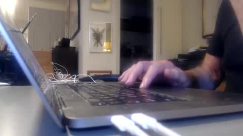 Snapshot of mmythmaker chatting on 10.14.25 mmythmaker online show from 10.14.25