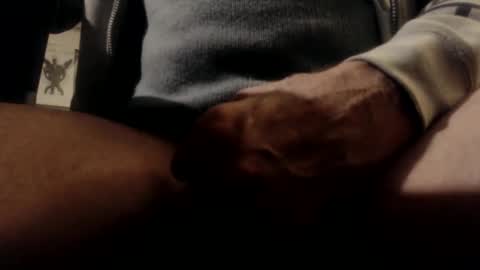 Snapshot of mmythmaker chatting on 01.14.26 mmythmaker online show from 01.14.26