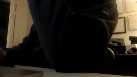 Snapshot of mmythmaker chatting on 01.15.26 mmythmaker online show from 01.15.26