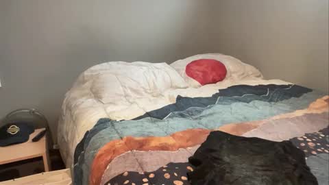 MNTuiLa online show from 01.18.26