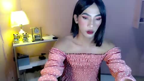 Mocha Locca  online show from 01.08.25