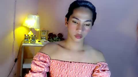 Mocha Locca  online show from 02.26.25