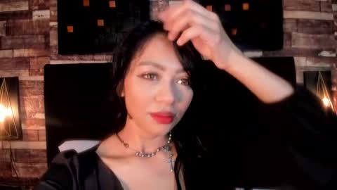 mochasins_ online show from 09.18.25