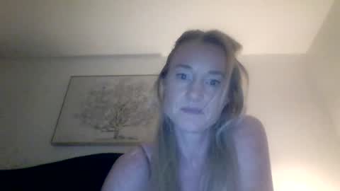 Snapshot of mockingbirds91 chatting on 06.15.26 mockingbirds91 online show from 06.15.26