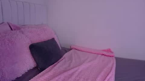 zoe ross online show from 07.10.26