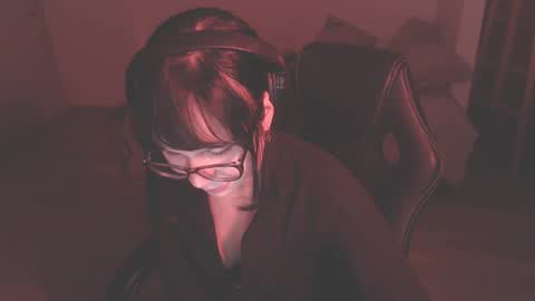 Snapshot of modjo_ chatting on 12.05.24 Modjo online show from 12.05.24