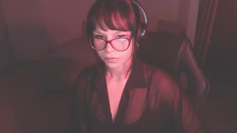 Snapshot of modjo_ chatting on 12.11.24 Modjo online show from 12.11.24