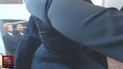 Snapshot of modjo_ chatting on 02.24.26 Modjo online show from 02.24.26